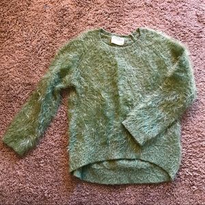 Zara Girl’s Fuzzy Green Knit Pull